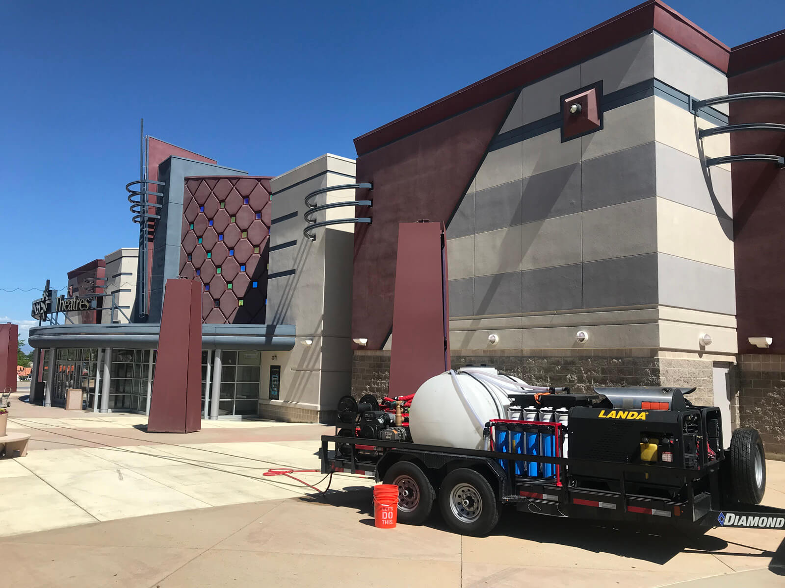 Sidewalk Cleaning Equipment